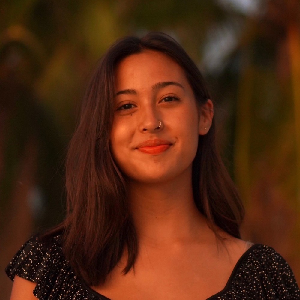 Meet your Posher, Angela